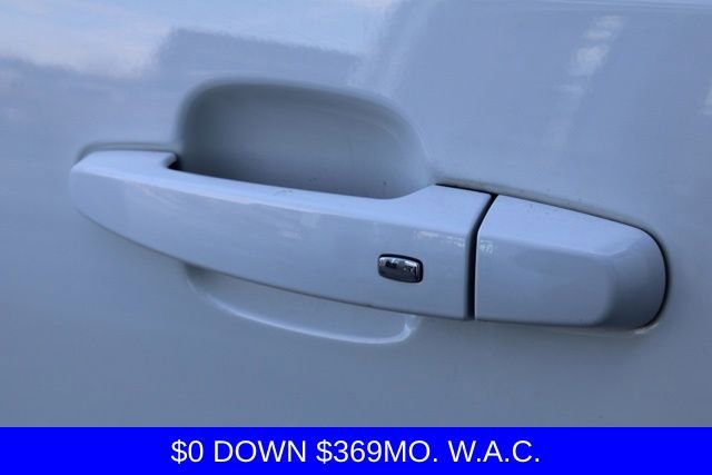 Used 2021 GMC Acadia SLE w/ Driver Convenience Package image 13