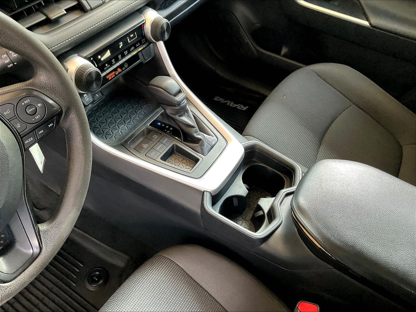 Used 2020 Toyota RAV4 LE w/ All Weather Liner Package FWD image 17