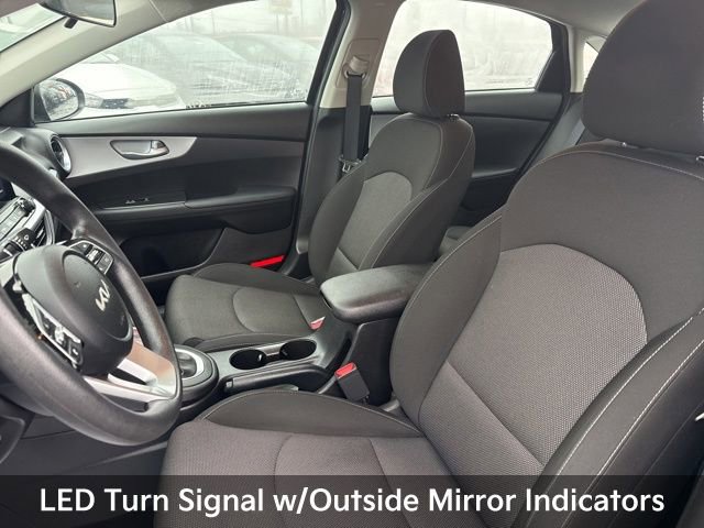 Used 2023 Kia Forte LXS w/ LXS Technology Package image 14