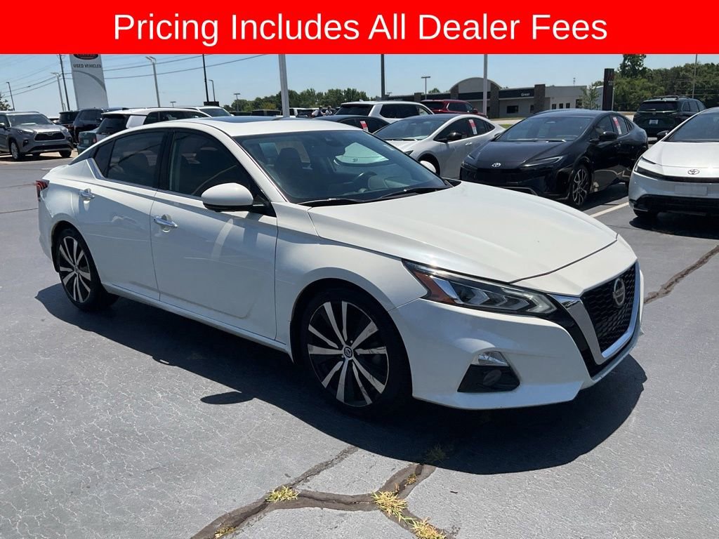 Used 2020 Nissan Altima 2.0 Platinum FWD image 23