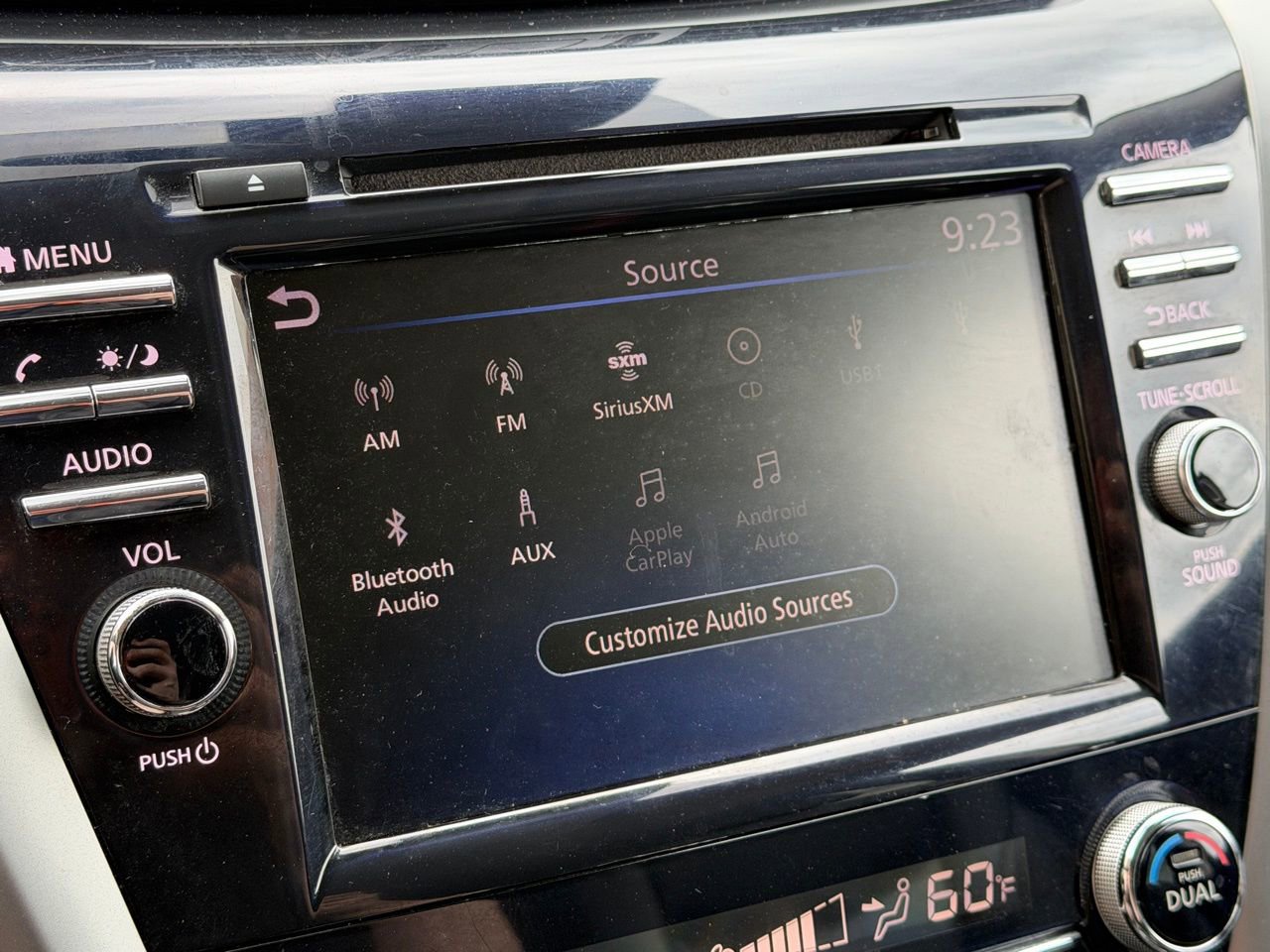 Used 2023 Nissan Murano SV image 8