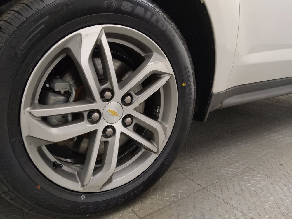 Used 2016 Chevrolet Equinox LTZ w/ Enhanced Convenience Package FWD image 31