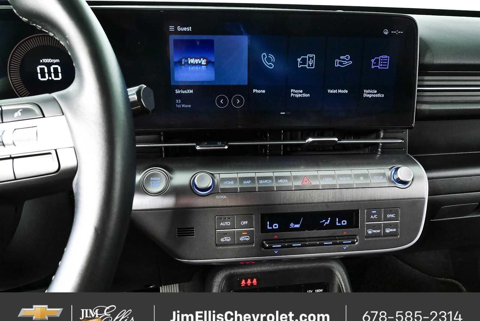 Used 2024 Hyundai Kona SEL FWD image 12