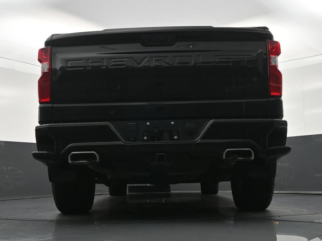 Used 2024 Chevrolet Silverado 1500 High Country w/ Technology Package AWD/4WD image 26