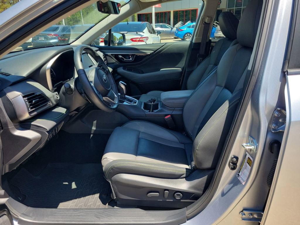 Used 2023 Subaru Outback Onyx Edition AWD/4WD image 16
