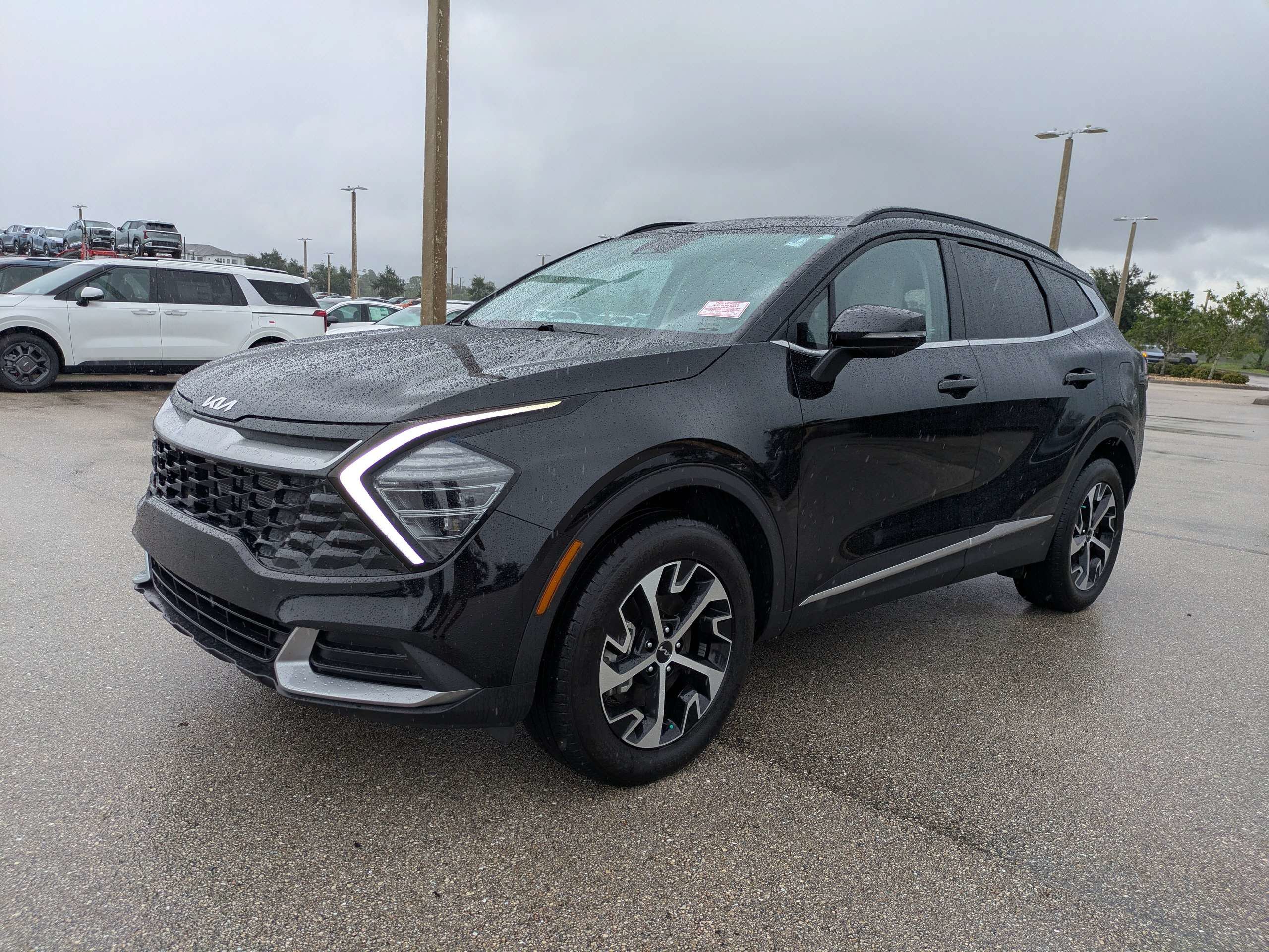 Used 2025 Kia Sportage EX w/ Premium Package AWD/4WD image 8