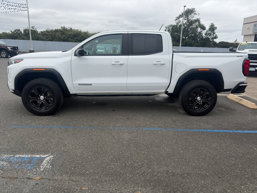 Used 2024 GMC Canyon Elevation w/ Convenience Package AWD/4WD image 3