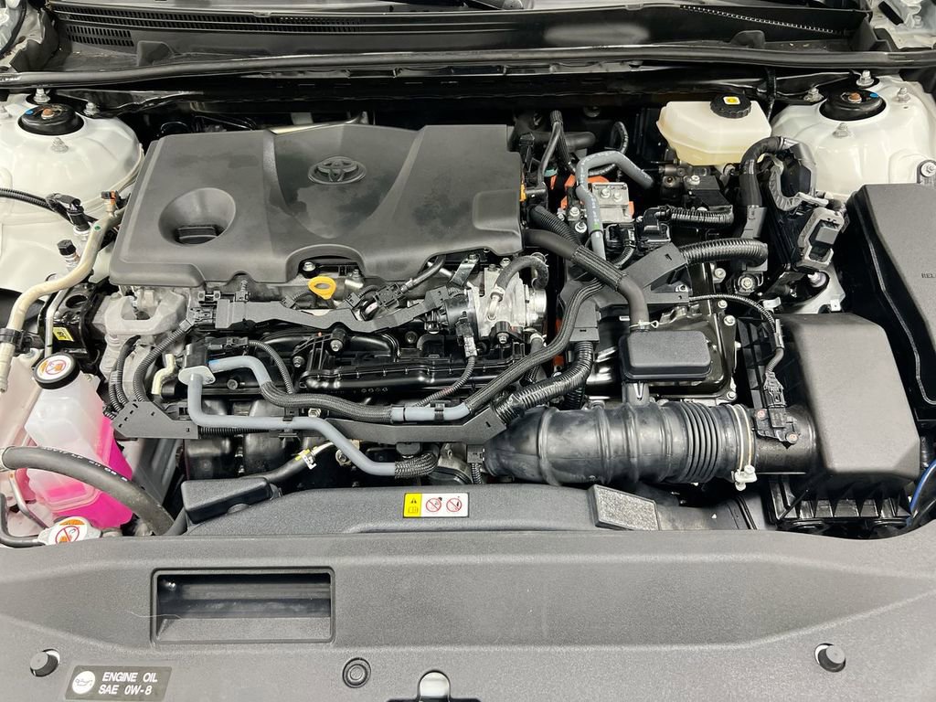 Used 2025 Toyota Camry SE image 24