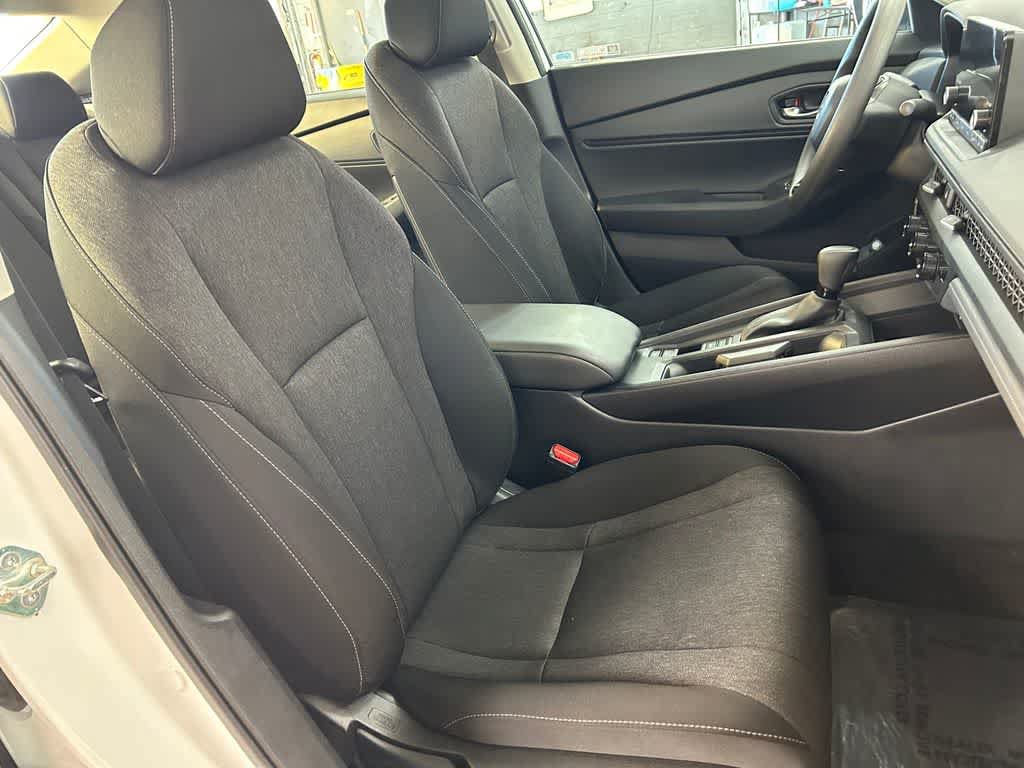 Used 2023 Honda Accord EX image 15