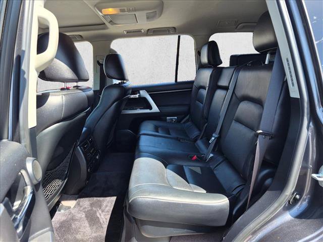 Used 2015 Toyota Land Cruiser AWD/4WD image 15