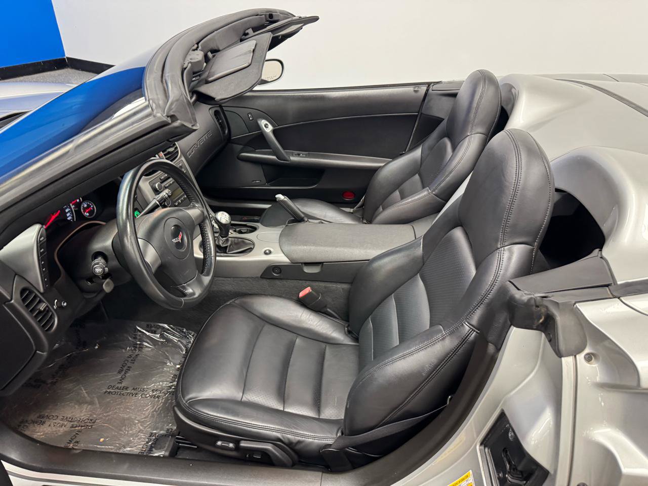 Used 2006 Chevrolet Corvette Convertible w/ Preferred Equipment Group image 13