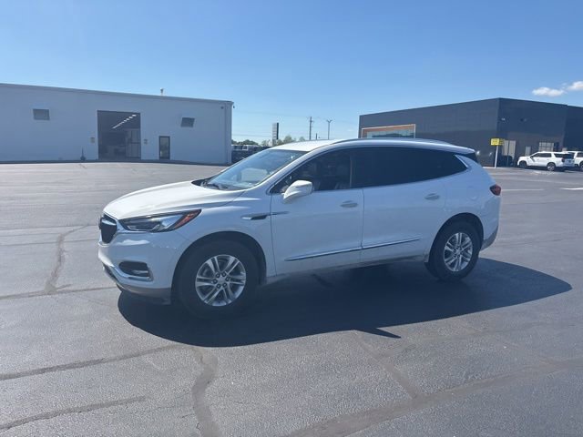 Used 2021 Buick Enclave Essence FWD image 2