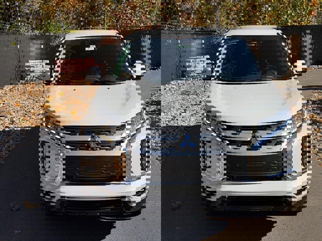 New 2025 Mitsubishi Outlander Sport ES image 8