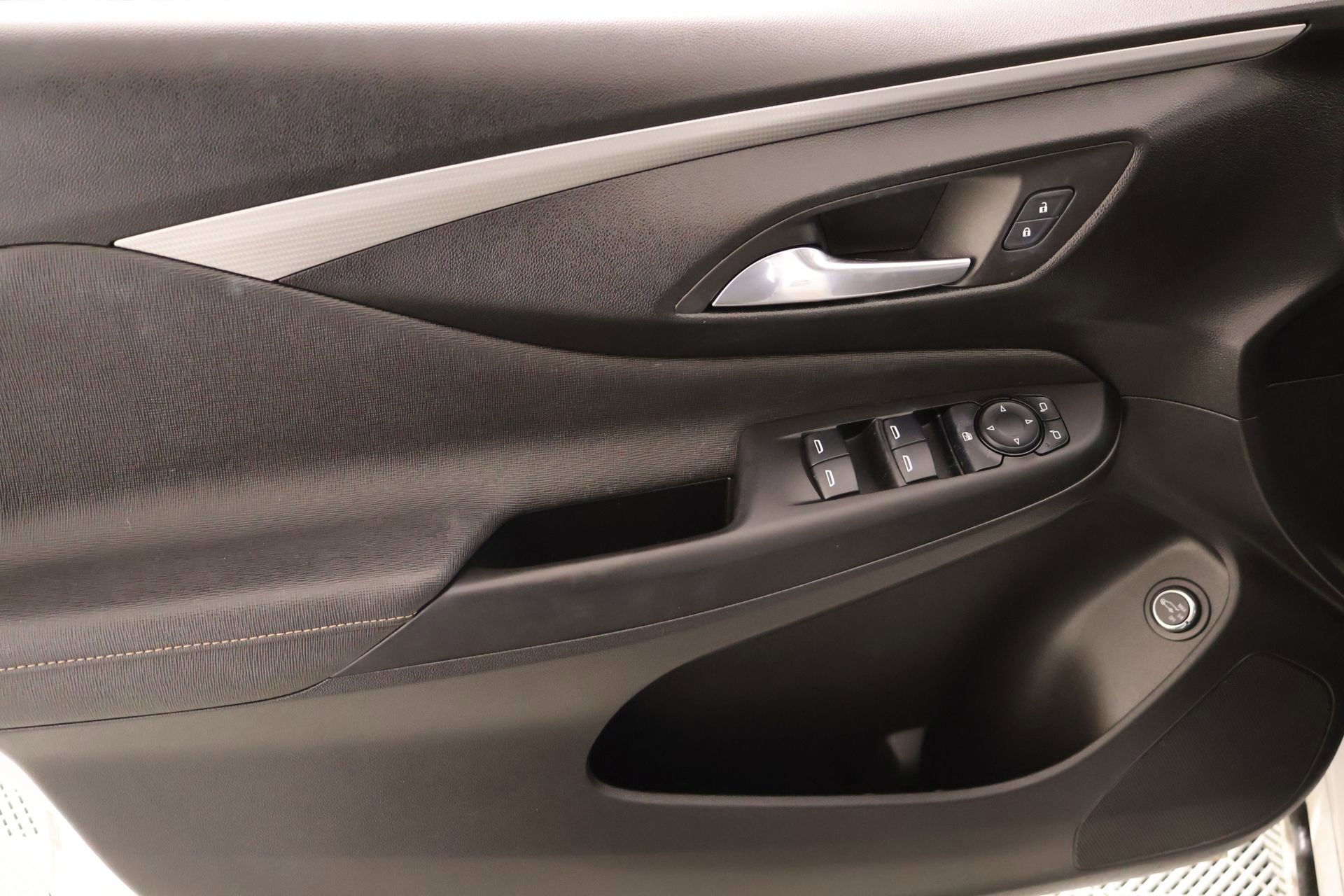 Used 2024 Buick Envista Avenir FWD image 16