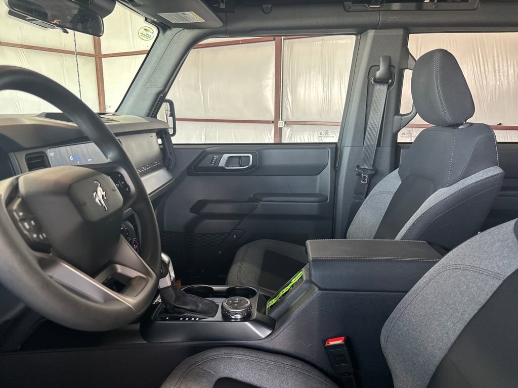 New 2025 Ford Bronco Base image 11