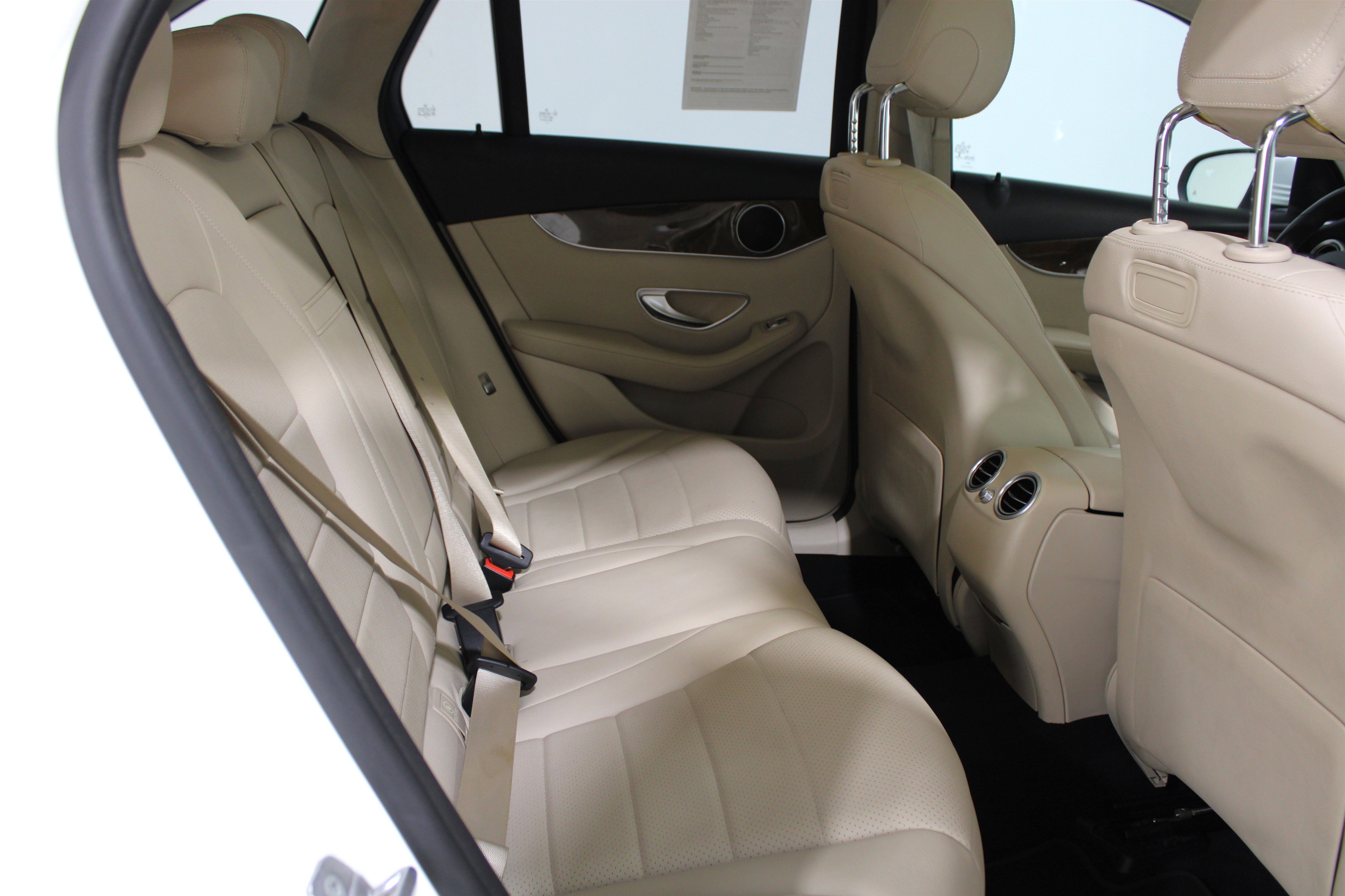 Used 2018 Mercedes-Benz GLC 300 image 23