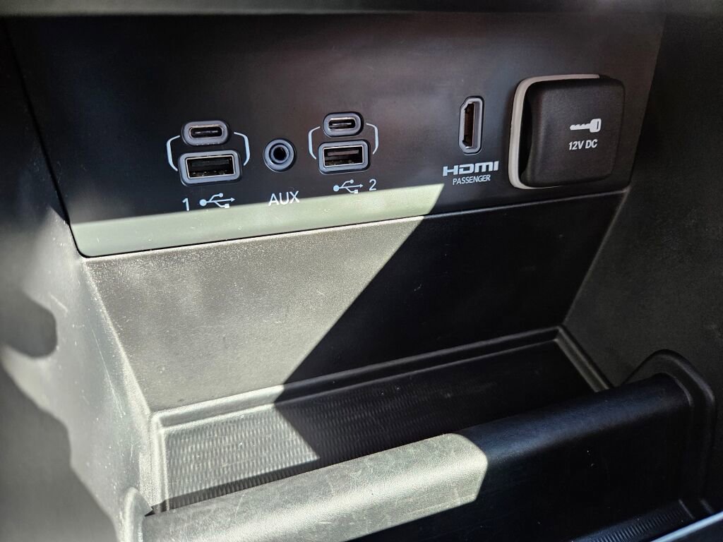 Used 2024 Jeep Grand Cherokee Trailhawk image 27