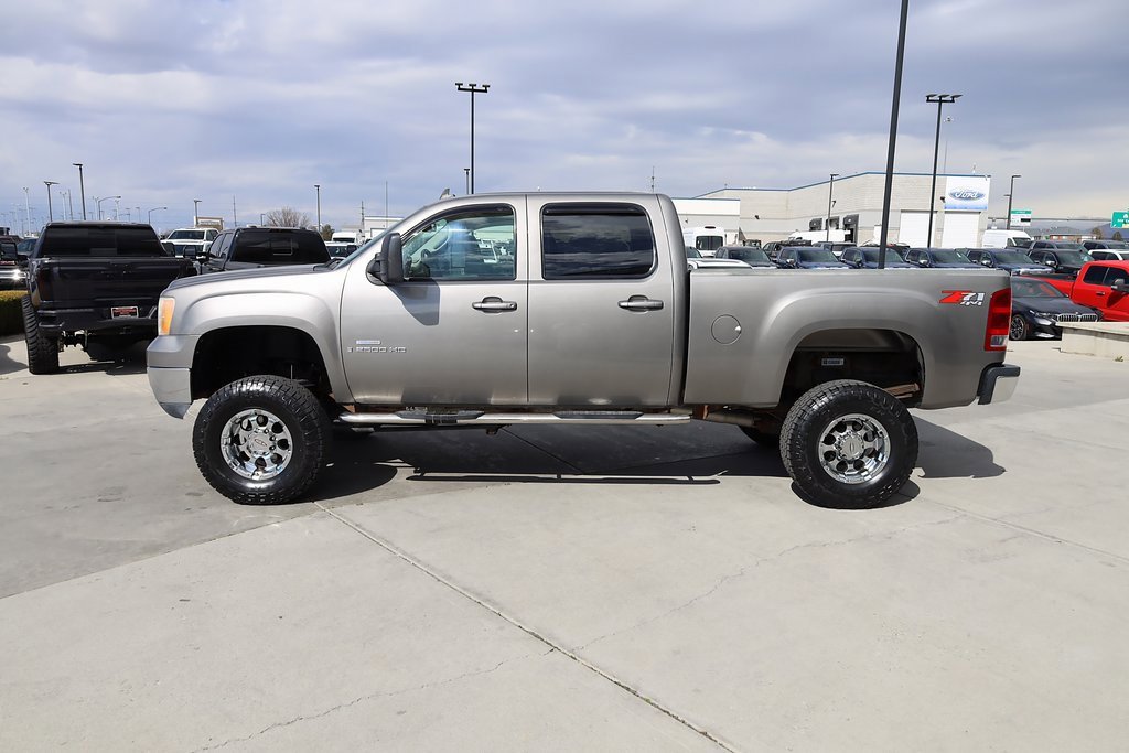 Used 2009 GMC Sierra 2500 SLT w/ Entertainment Package image 3