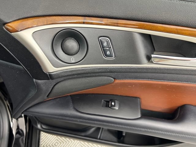 Used 2018 Lincoln MKZ Reserve w/ Magnetic Appearance Package AWD/4WD image 25