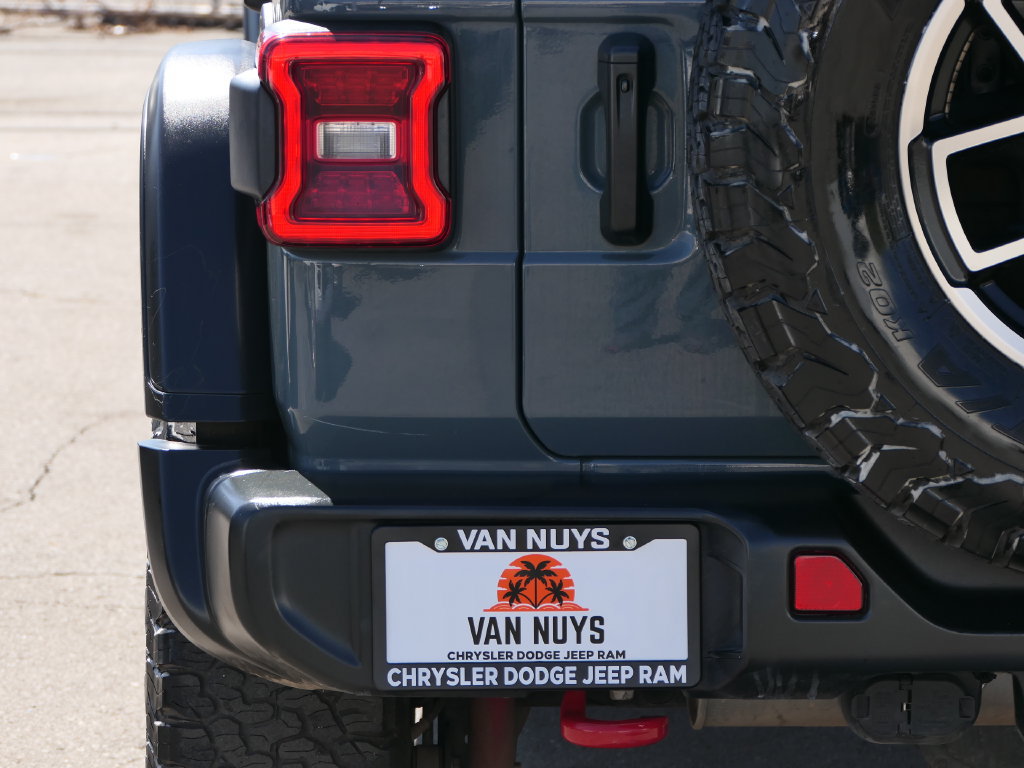 Used 2024 Jeep Wrangler Unlimited Rubicon AWD/4WD image 5
