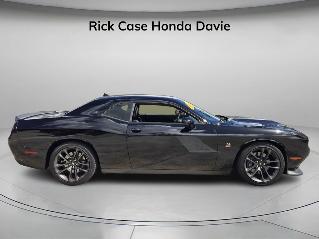 Used 2022 Dodge Challenger R/T Scat Pack w/ Plus Package image 3
