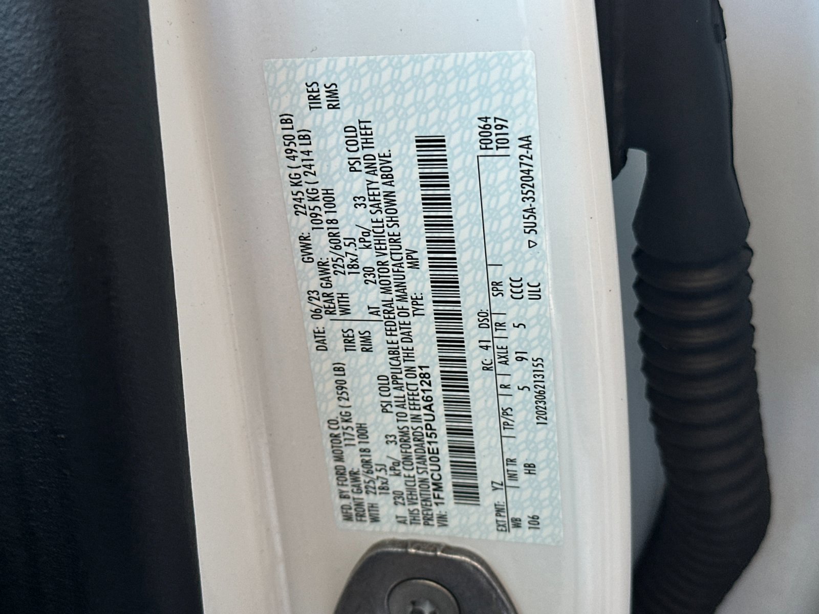 Used 2023 Ford Escape SE image 27