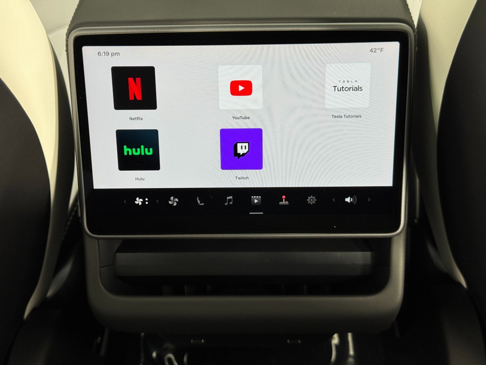 Used 2025 Tesla Model 3 Long Range image 35