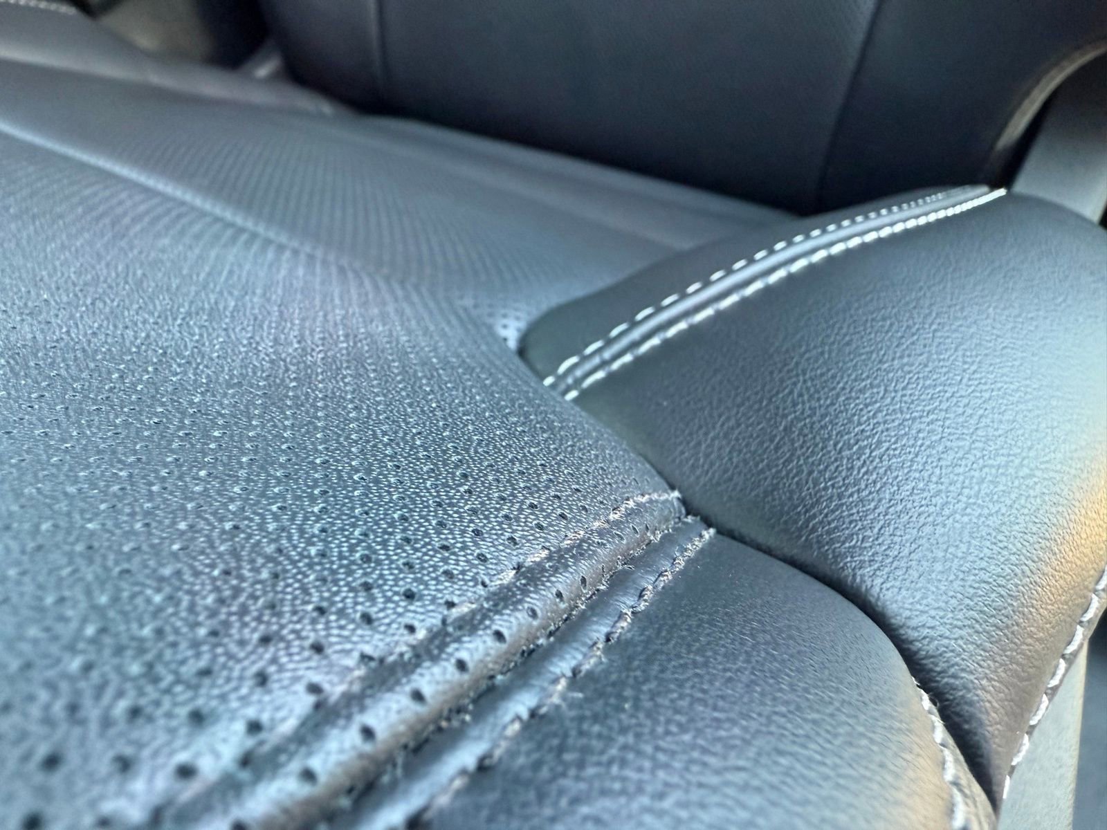 New 2025 Ford Expedition Platinum w/ Stealth Performance Package image 6