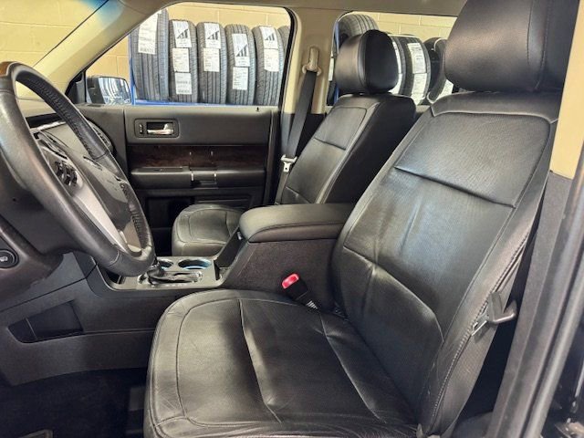 Used 2019 Ford Flex Limited image 4