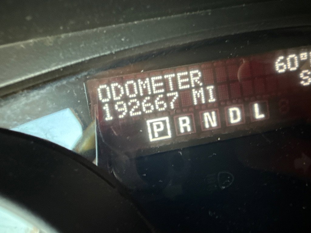 Used 2011 GMC Acadia SLT image 16