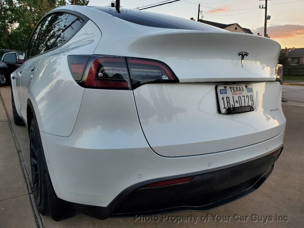 Used 2021 Tesla Model Y Long Range AWD/4WD image 19