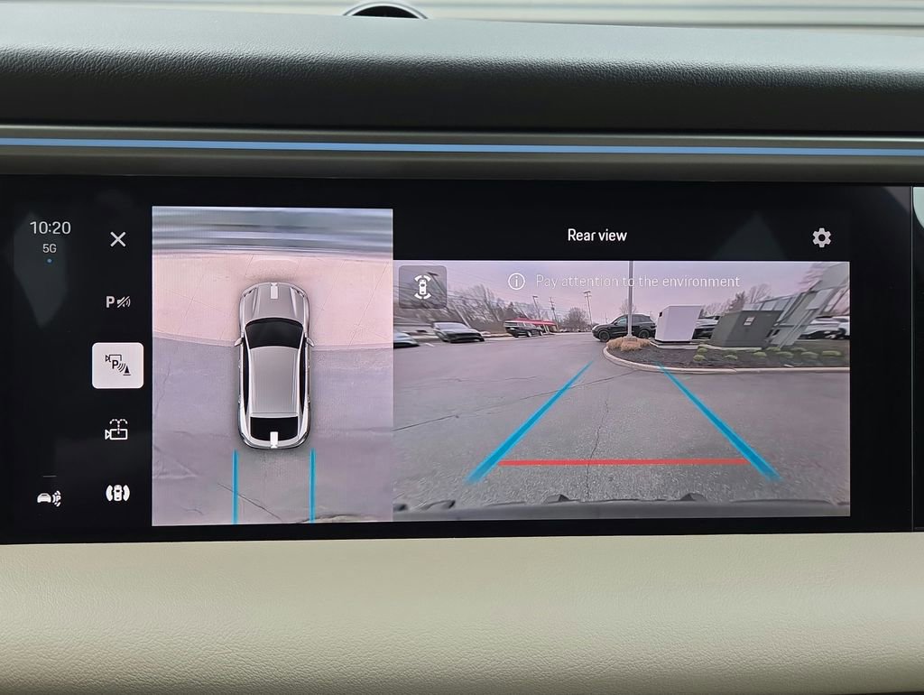 Certified 2025 Porsche Macan 4S Electric image 11