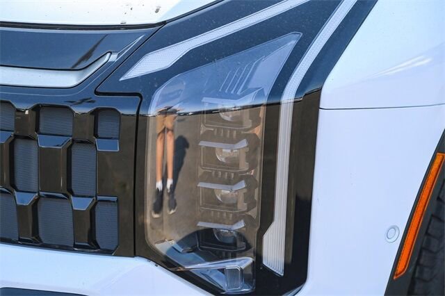 New 2026 Kia Sportage X-Pro Prestige image 3