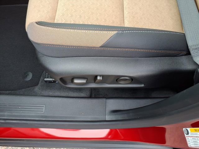 New 2026 Chevrolet Equinox ACTIV w/ Convenience Package III AWD/4WD image 19