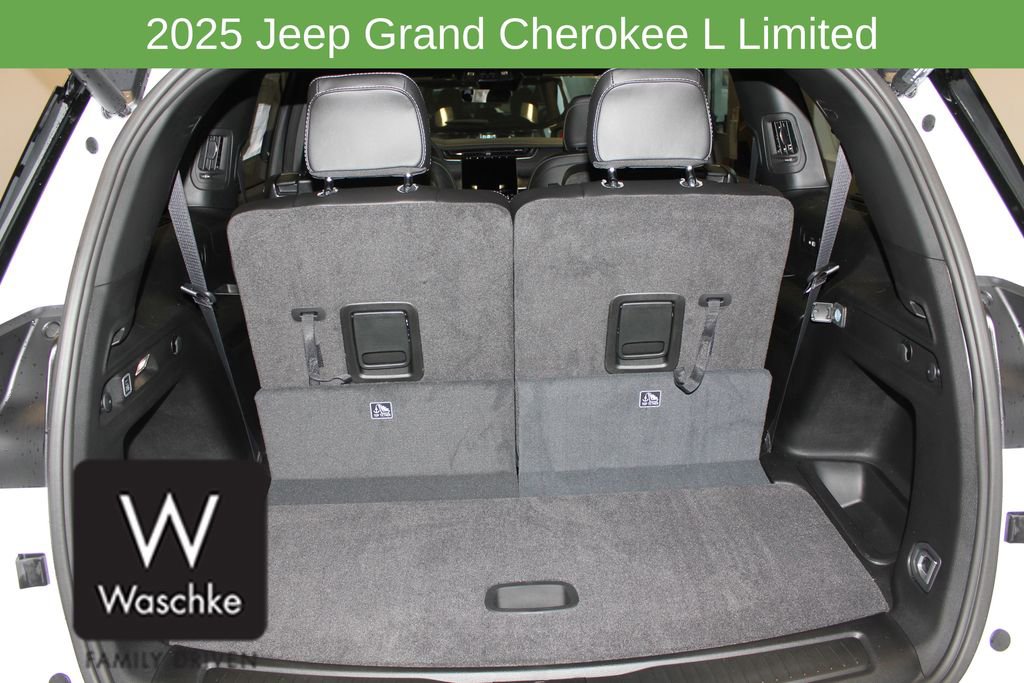 New 2025 Jeep Grand Cherokee L Limited w/ Trailer Tow Package image 18