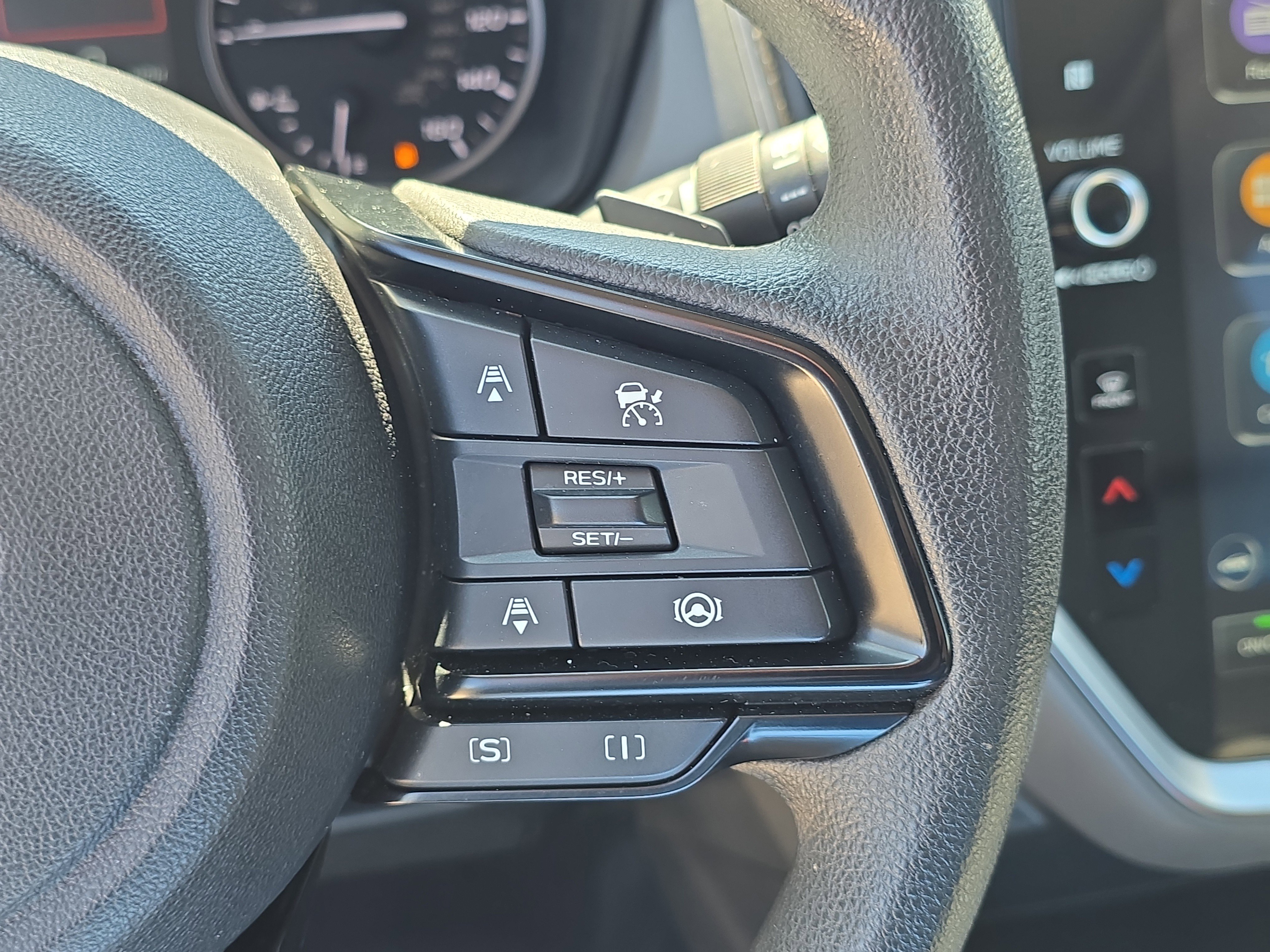 Used 2024 Subaru Crosstrek 2.0i Premium image 31