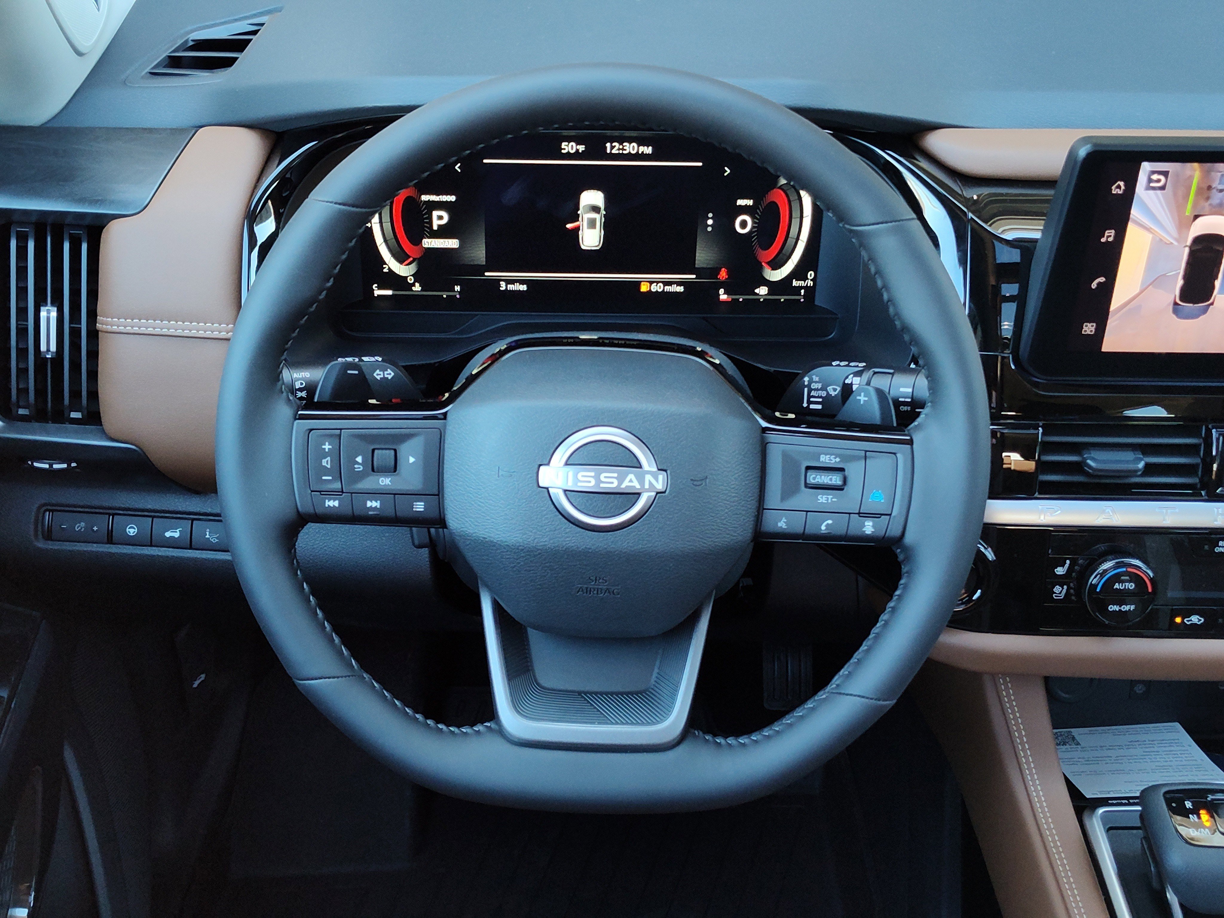 New 2026 Nissan Pathfinder Platinum image 8