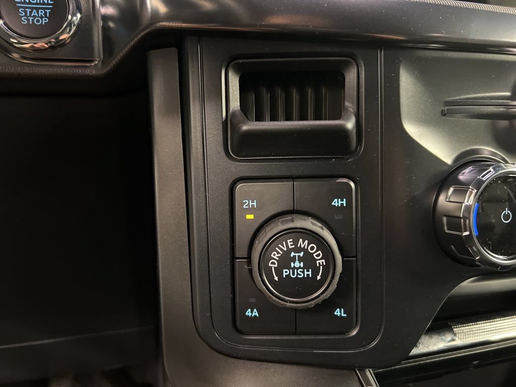 New 2026 Ford F150 Lariat w/ Equipment Group 501A Mid AWD/4WD image 18