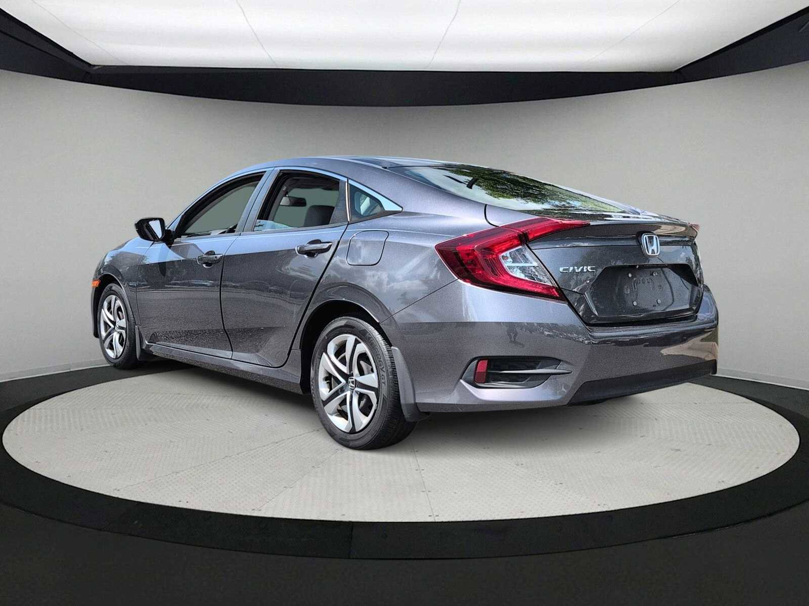 Used 2017 Honda Civic LX image 6