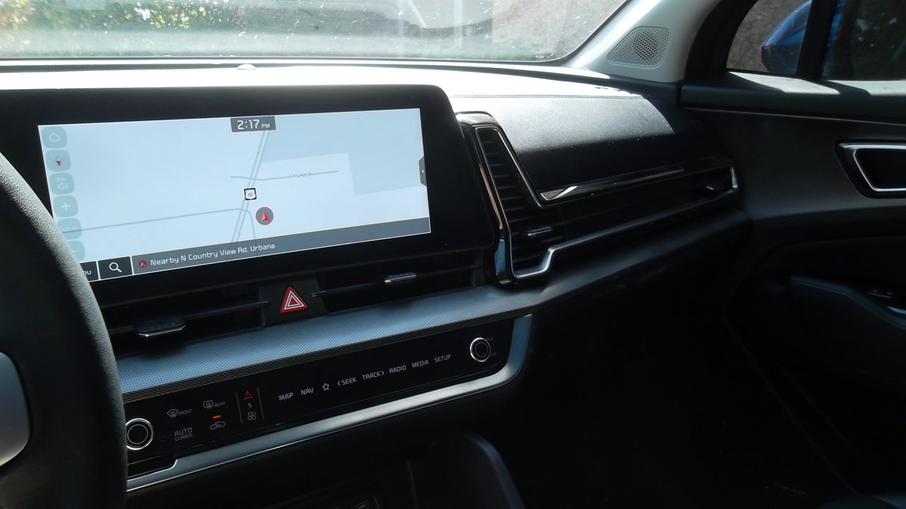 Used 2024 Kia Sportage SX FWD image 12