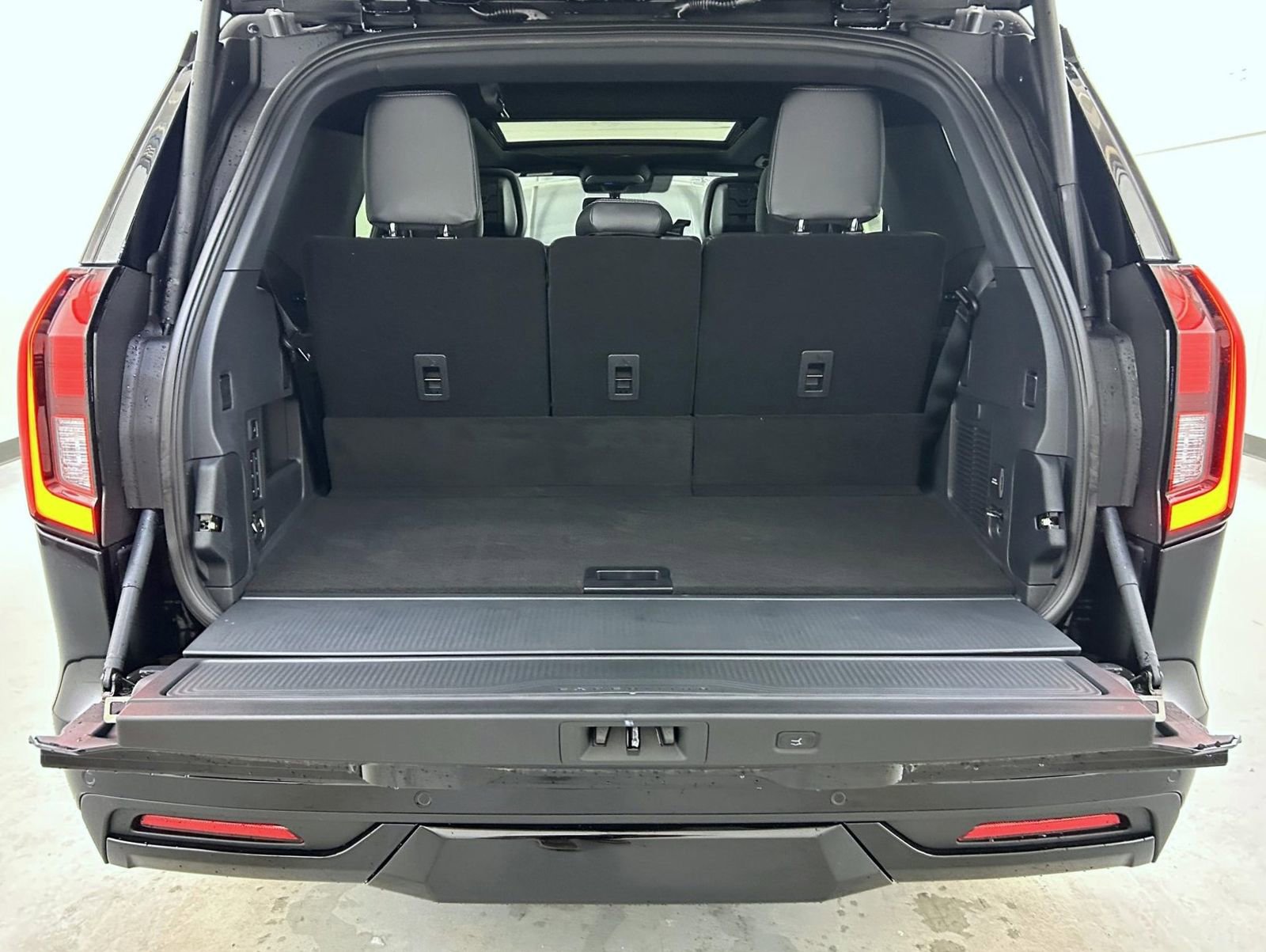 New 2026 Ford Expedition Platinum image 23