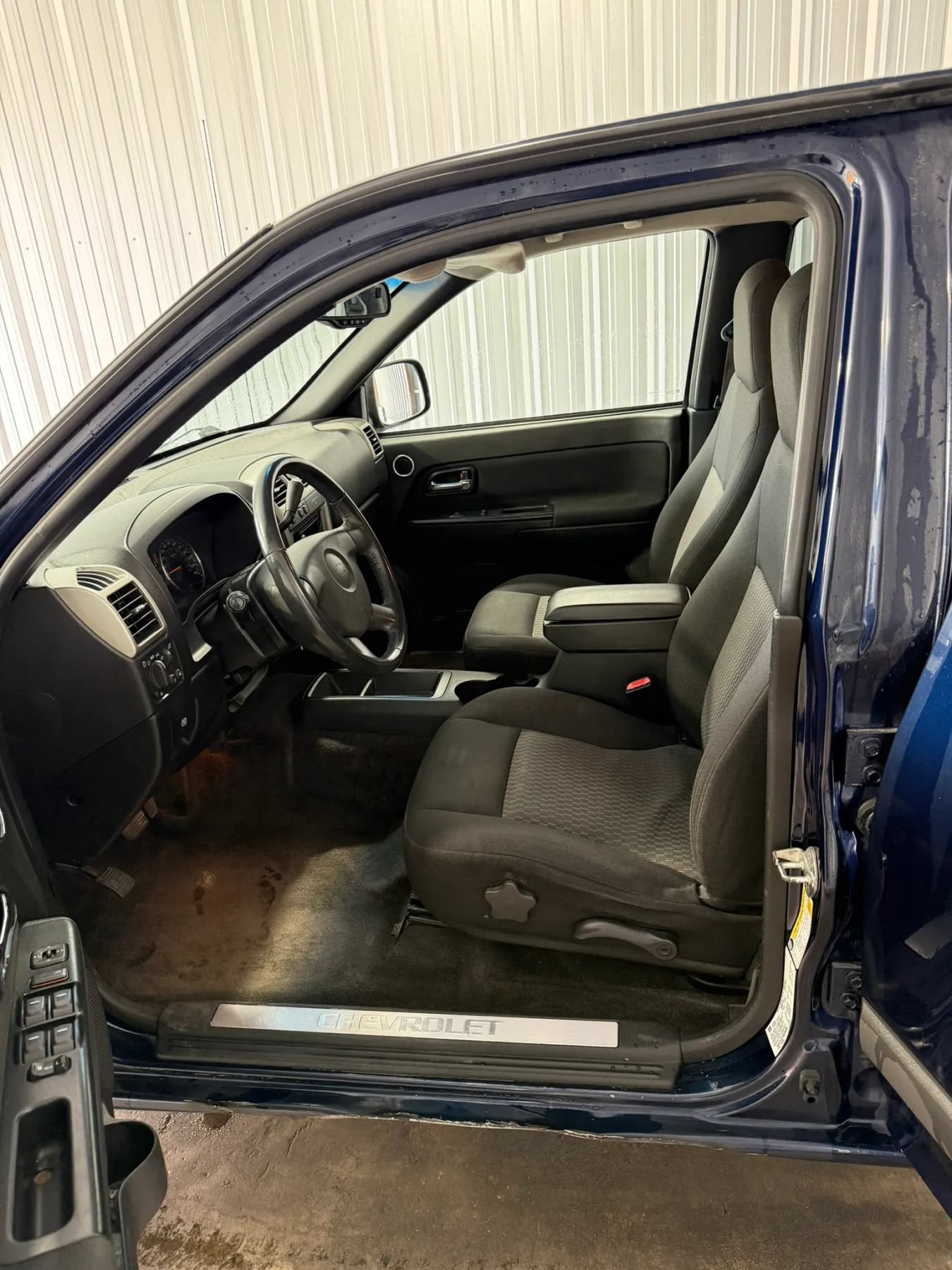 Used 2008 Chevrolet Colorado LT w/ LT Preferred Equipment Group AWD/4WD image 9