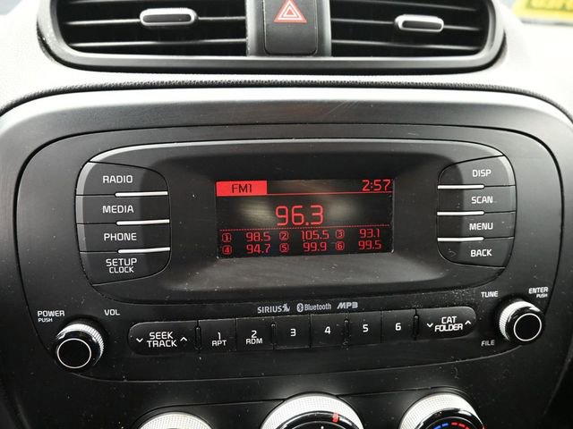 Used 2015 Kia Soul image 23