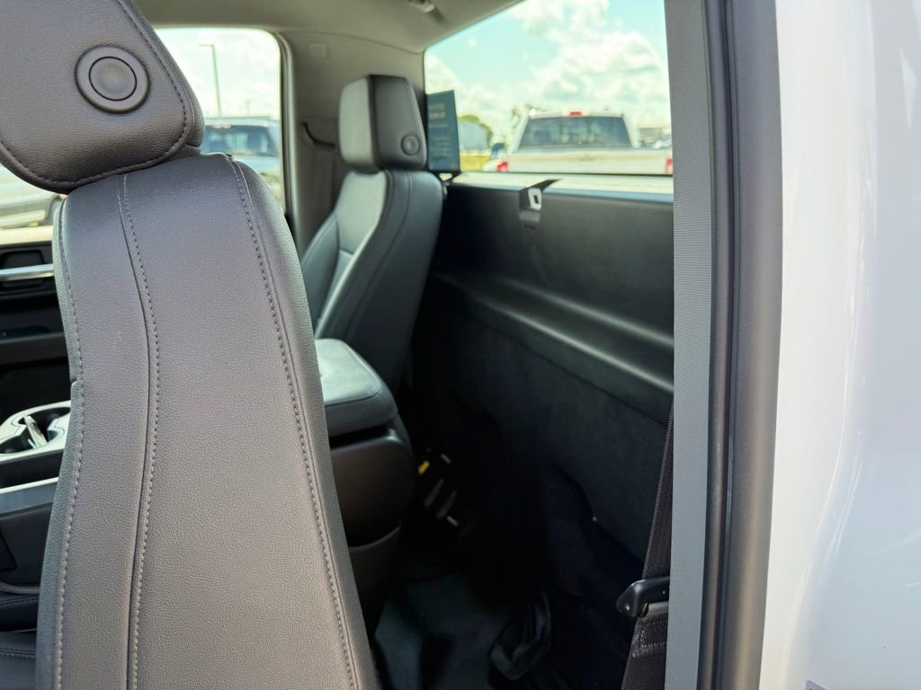 Used 2024 Chevrolet Silverado 1500 W/T image 12