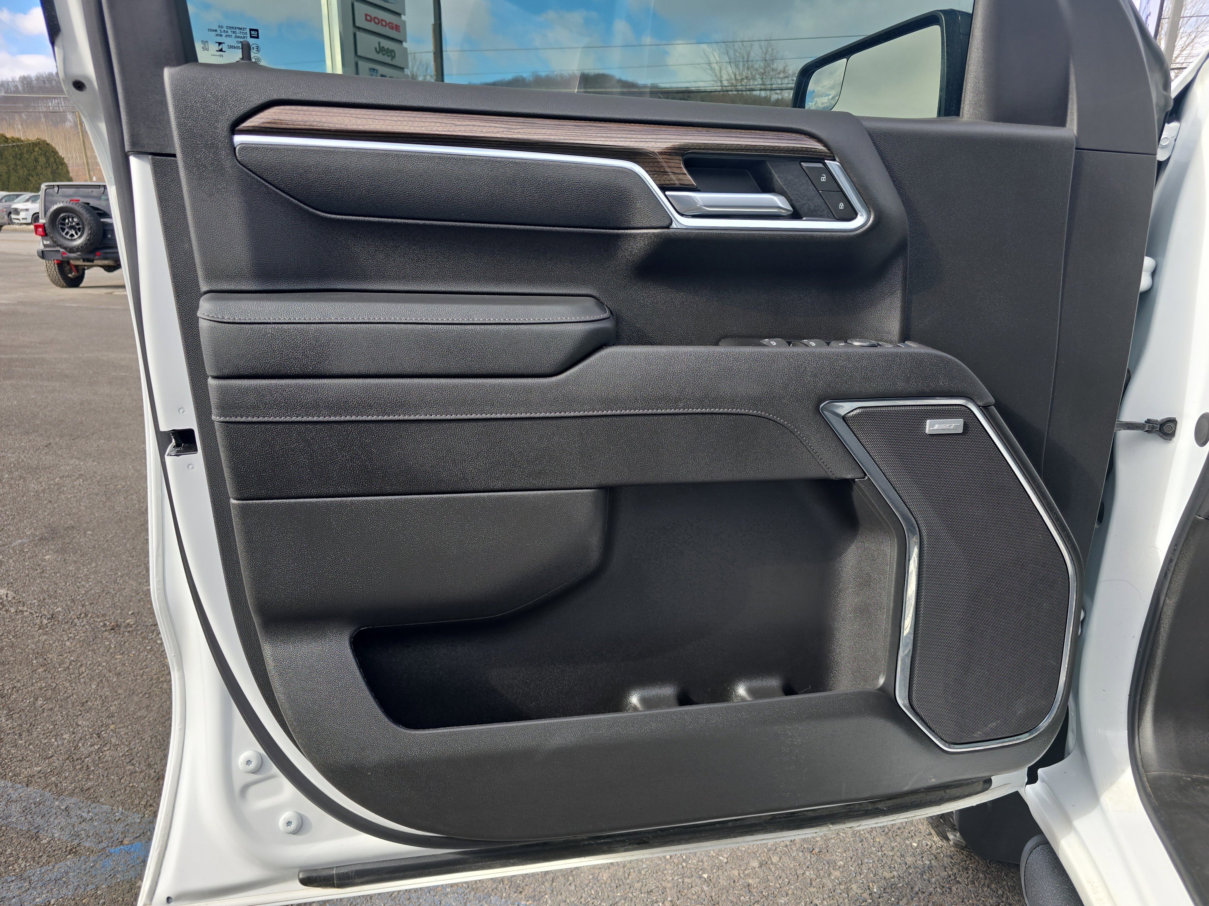 Used 2026 Chevrolet Silverado 1500 LT Trail Boss w/ Convenience Package II image 18