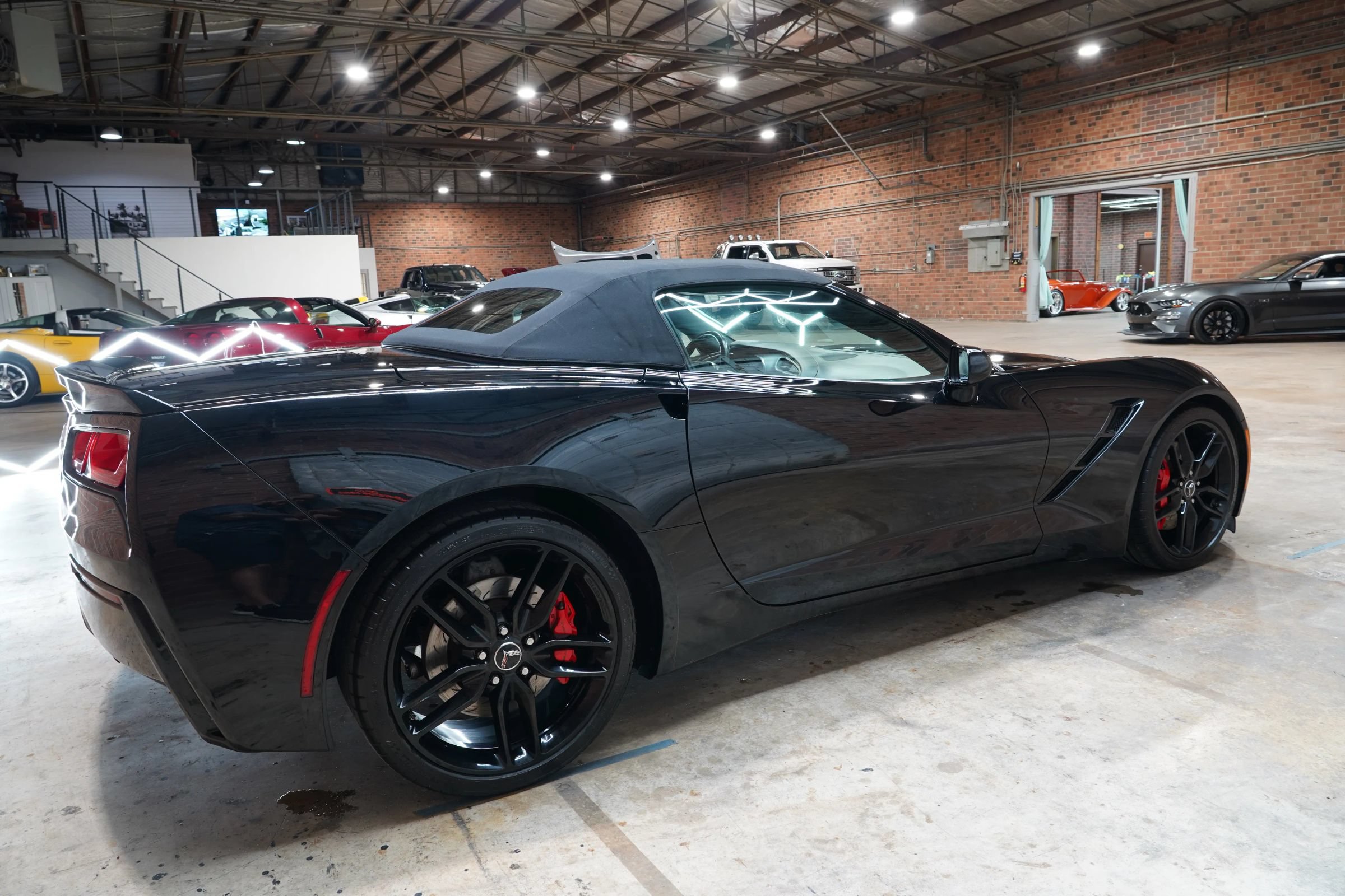 Used 2014 Chevrolet Corvette Stingray Convertible w/ 3LT Preferred Equipment Group RWD image 16