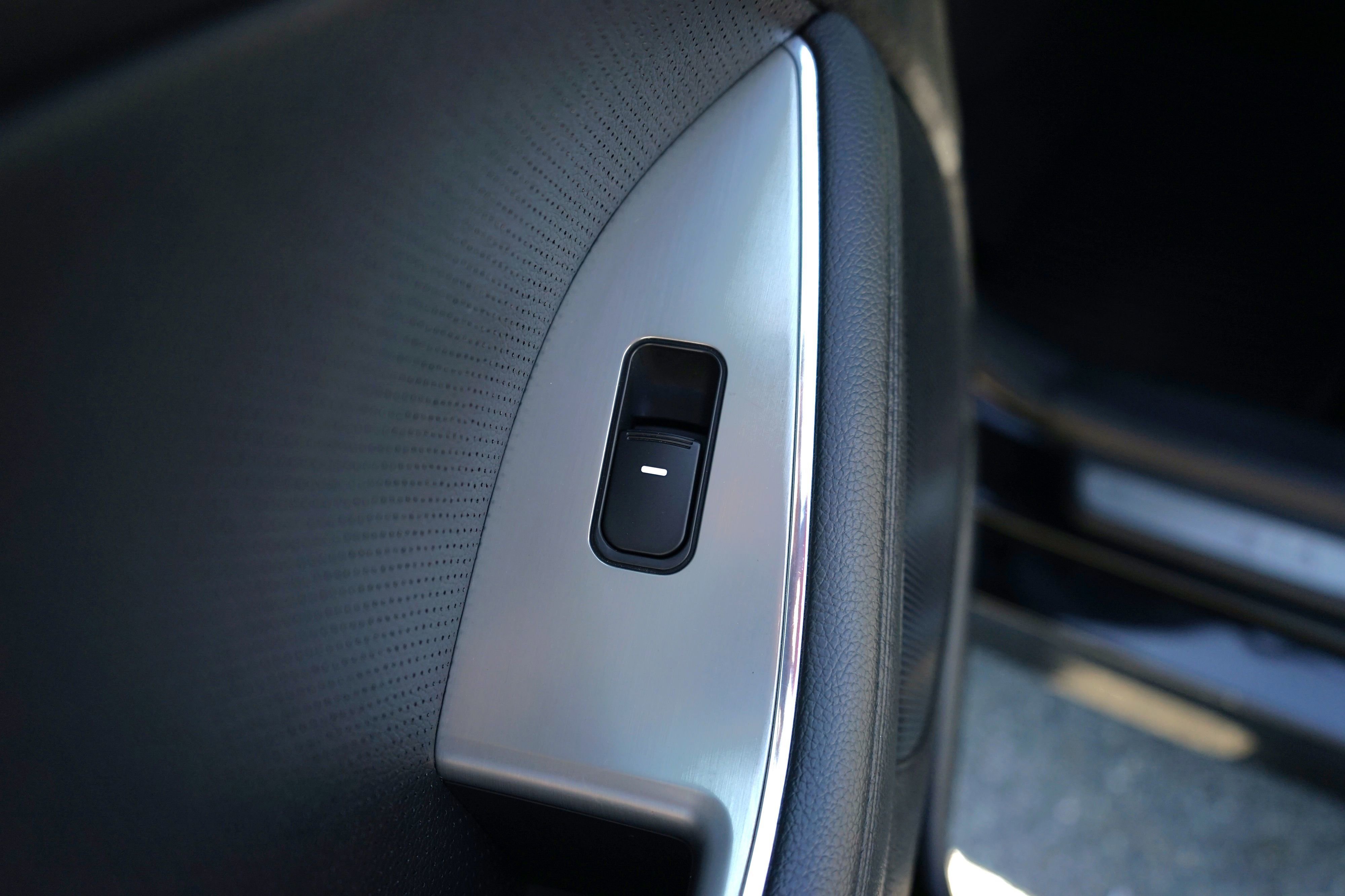 Used 2015 Kia Optima SX image 29