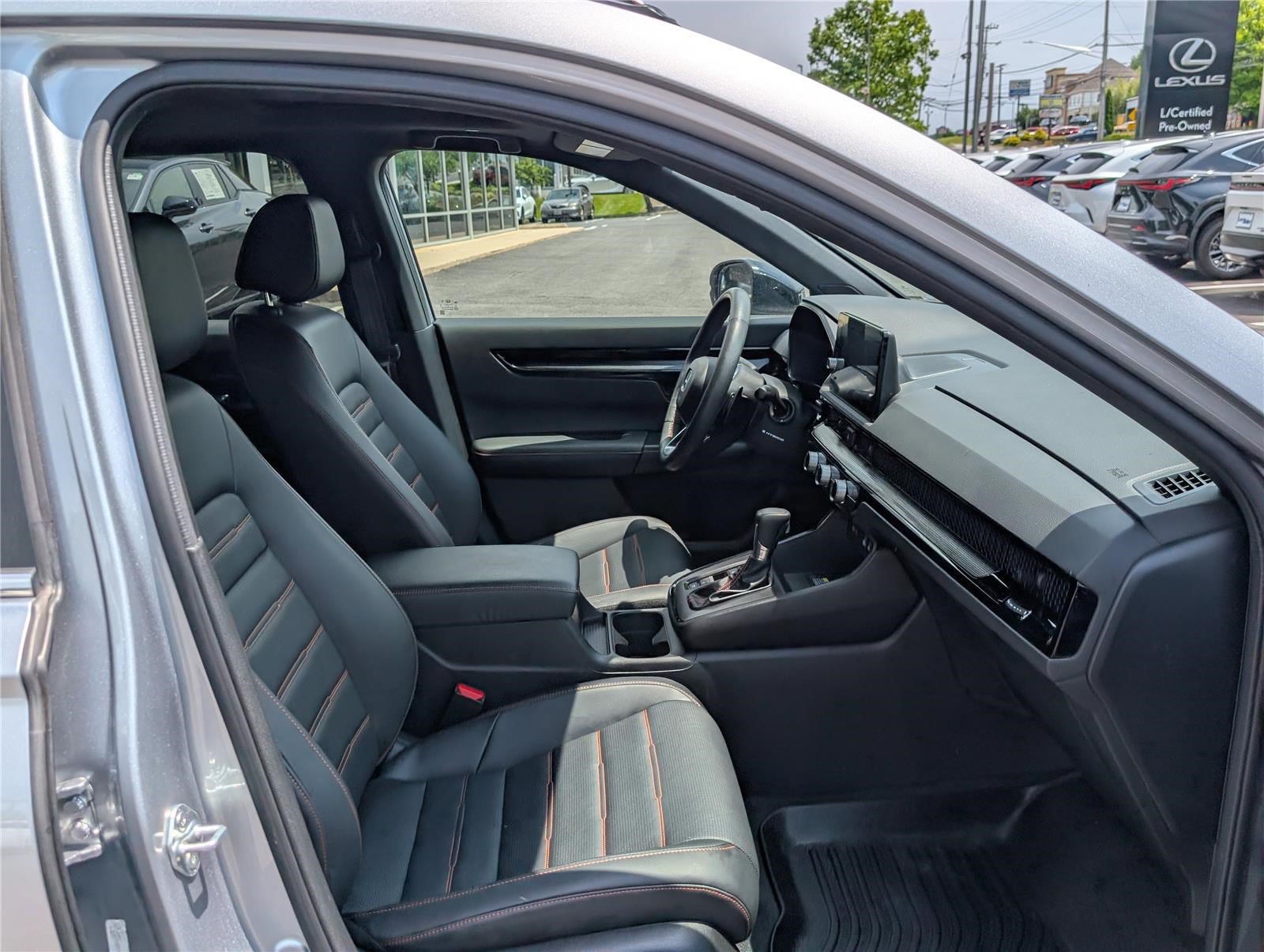 Used 2023 Honda CR-V Sport Touring image 12
