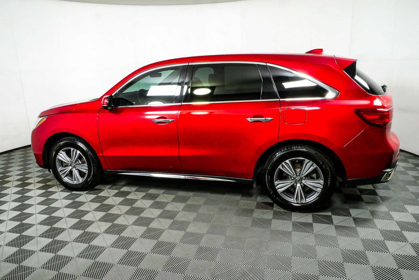 Used 2020 Acura MDX FWD image 29