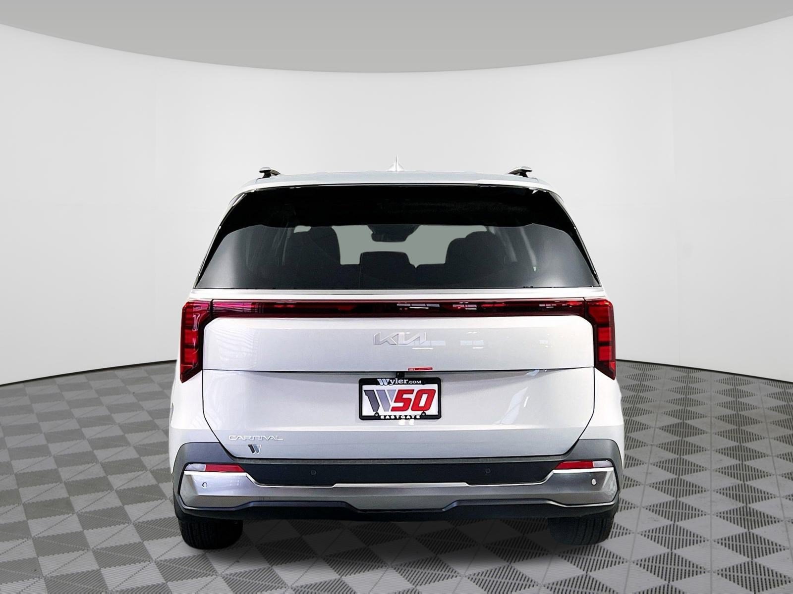 New 2025 Kia Carnival SX FWD image 30
